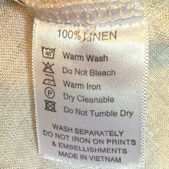 Lanhtropy Neutral Linen Cropped Bell Sleeve Crewneck Top Size One Size - Picture 8 of 8